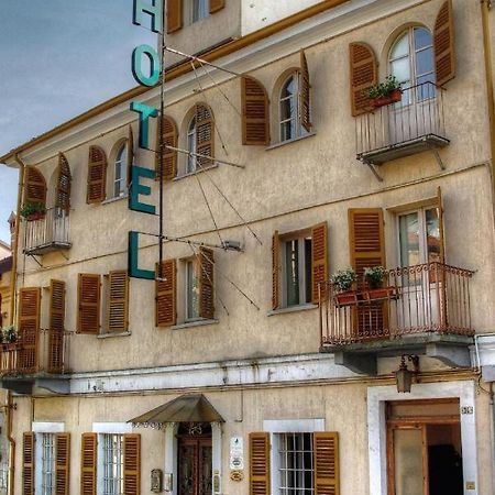 Hotel Pino Torinese المظهر الخارجي الصورة